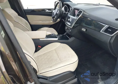 2014 Mercedes-Benz Ml 350 z USA, uszkodzony, nr VIN 4JGDA5JBXEA427601